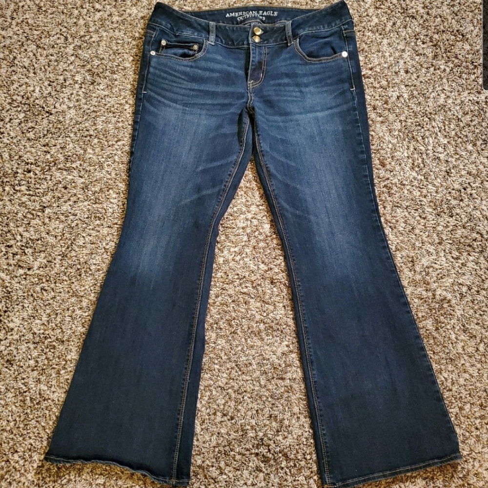 American Eagle super stretch bootcut size 12 short